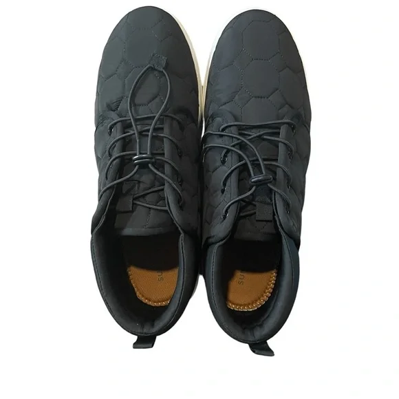 Sun + Stone Quilted Black Sneakers NEW Size 11.5 - Picture 3 of 7